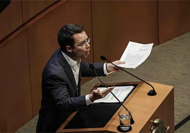 Por 24 horas, Ley de Aguas convierte San Lázaro en ring Por 24 horas, Ley de Aguas convierte San Lázaro en ring