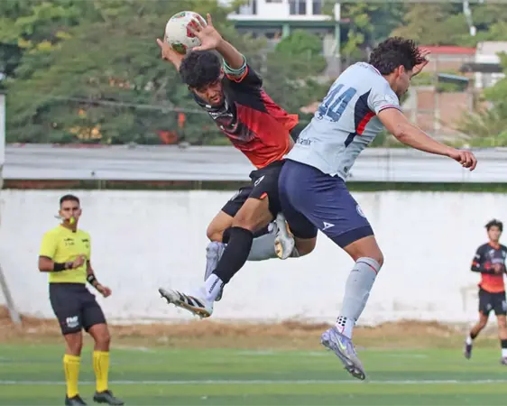 Lechuzas UPGCH vence a Cruz Azul Lagunas