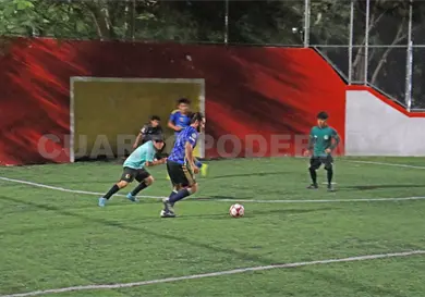 Chamacos Cayuco y Leyendas FC, por la gloria Chamacos Cayuco y Leyendas FC, por la gloria