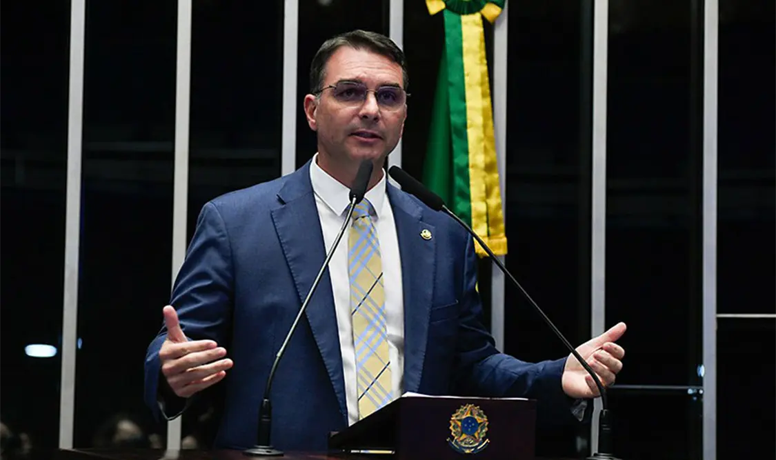 Hijo de Jair Bolsonaro buscará la presidencia