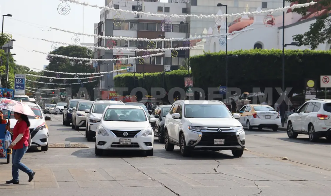 El agente dijo que es importante saber la cobertura que ofrece el seguro de autos y otros. Samuel Meneses / CP