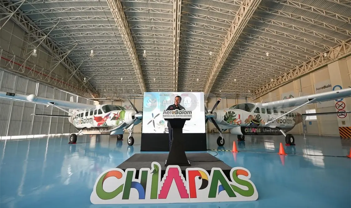 El mandatario asistió a la presentación de los nuevos destinos de la tour operadora chiapaneca. CP