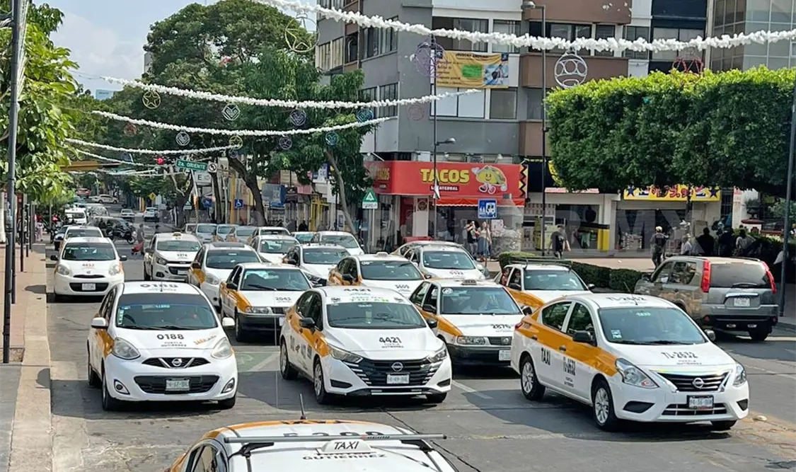 Realizaron la marcha desde la fuente Diana Cazadora hasta el parque Central de Tuxtla Gutiérrez. Samuel Meneses / CP