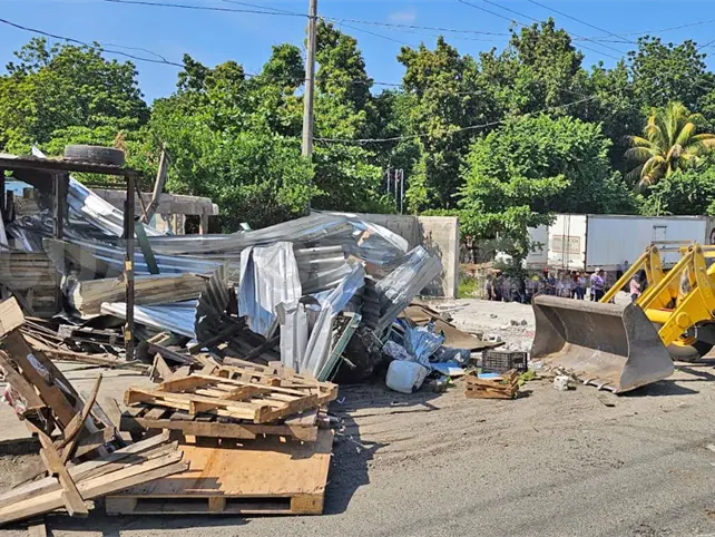 Desmantelan negocios que defraudaban Desmantelan negocios que defraudaban