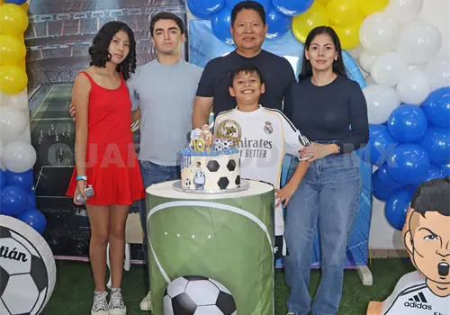 Sebastián cumple su primera década Sebastián cumple su primera década