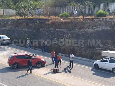 Corte de circulación deja a motorista con heridas graves Corte de circulación deja a motorista con heridas graves