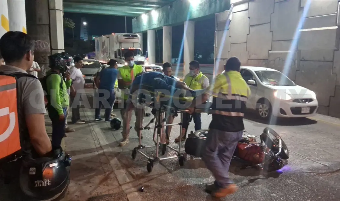 Al parecer el exceso de velocidad provocó que perdiera el control. Ulises Villalobos / CP