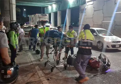 Se estampa en muro de contención en El Trébol Se estampa en muro de contención en El Trébol