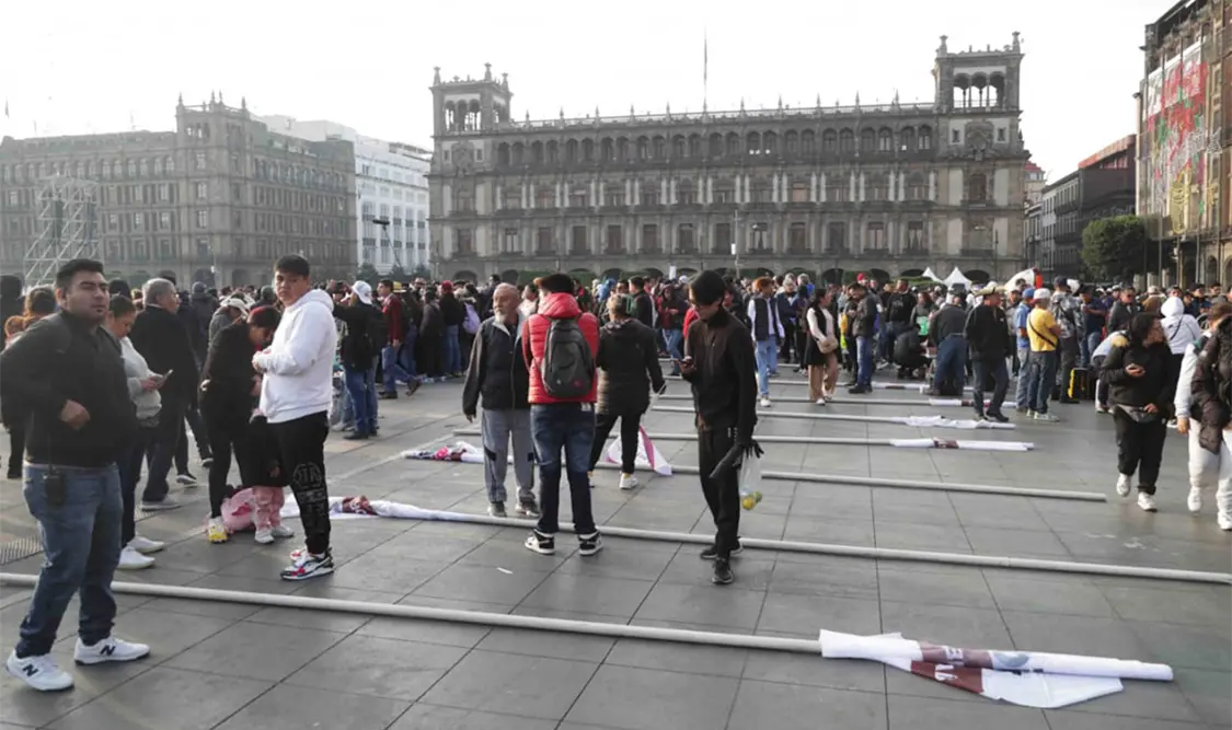 Marea guinda inunda las calles de la Ciudad de México