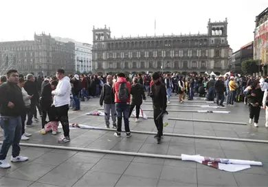 Marea guinda inunda las calles de la Ciudad de México