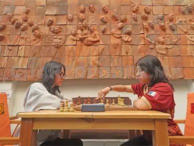 Karina Guillén impone su jerarquía Karina Guillén impone su jerarquía