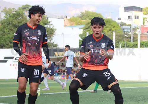 Lechuzas golea a domicilio al Napoli: 4-0 Lechuzas golea a domicilio al Napoli: 4-0