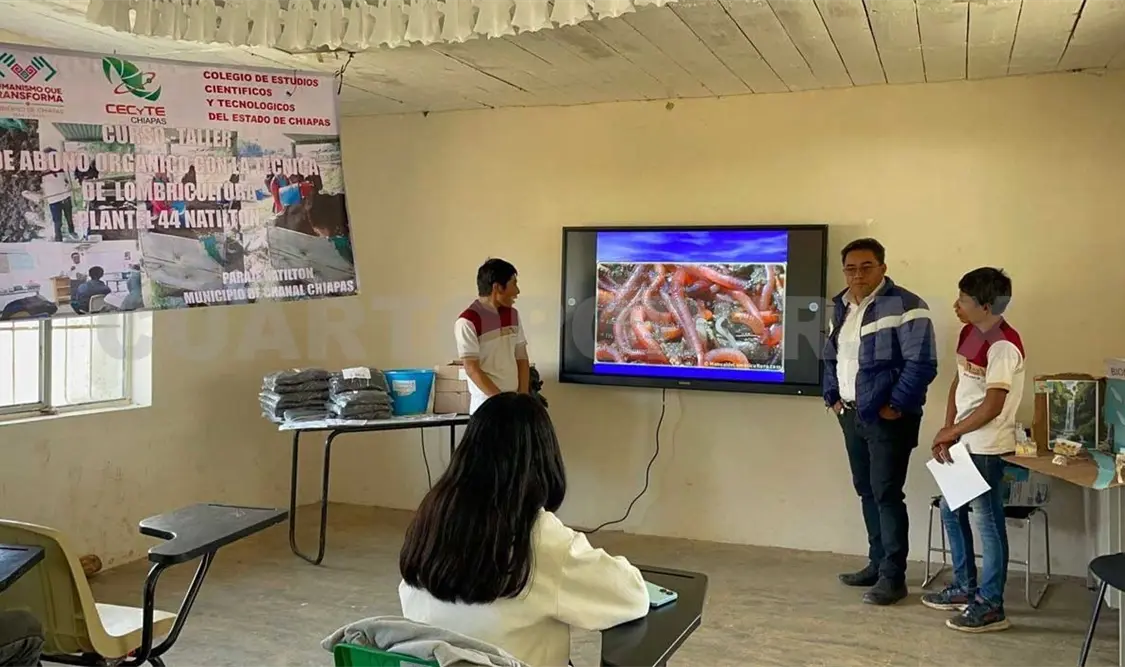 jóvenes de la especialidad de Técnico Forestal fortalecen sus conocimientos en producción orgánica y cuidado de ecosistemas. CP