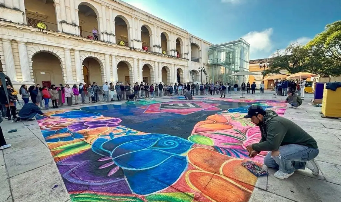 Las obras fueron ejecutadas bajo jornadas prolongadas, al sol y en posiciones complejas. Manuel Martínez / CP