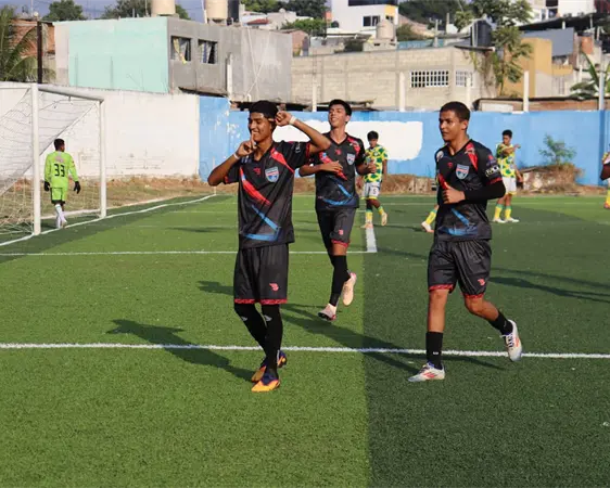 Chifut golea al Antequera en la Fecha 15 Chifut golea al Antequera en la Fecha 15