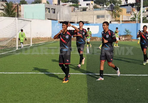 Golea Chifut al Antequera en casa: 4-2