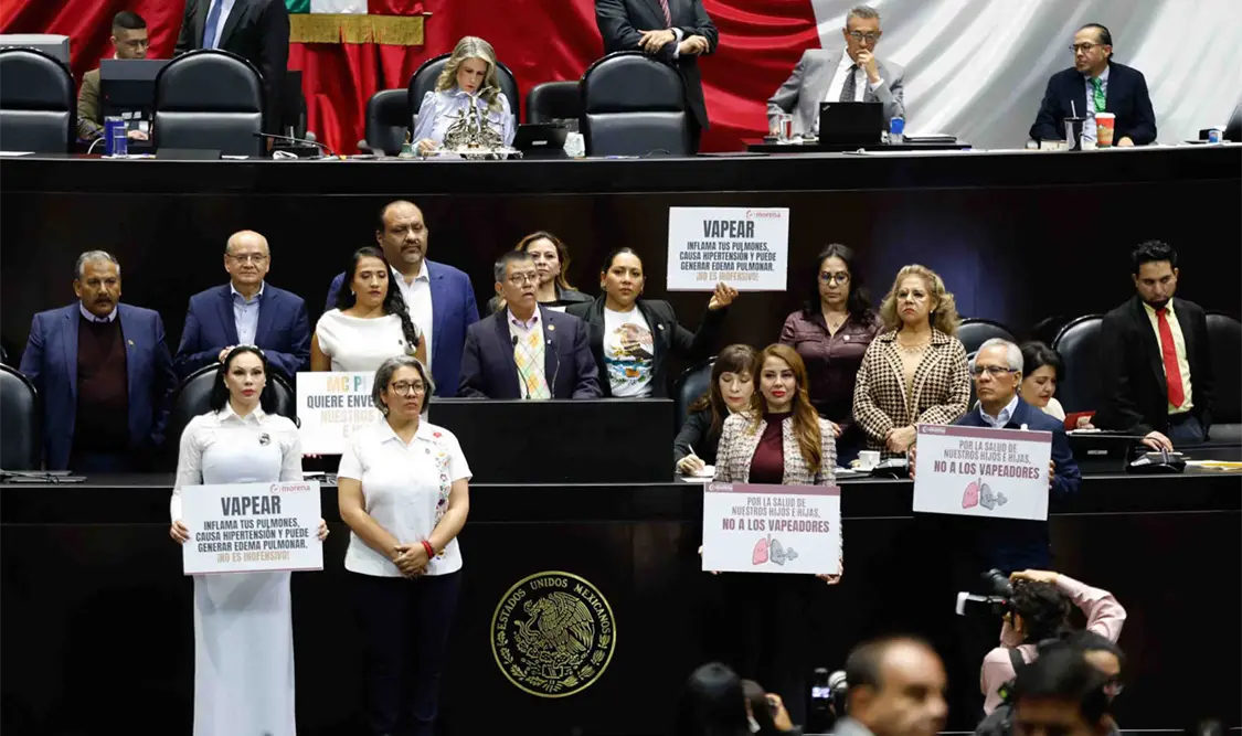 Legisladores avalan prohibición de vapeadores