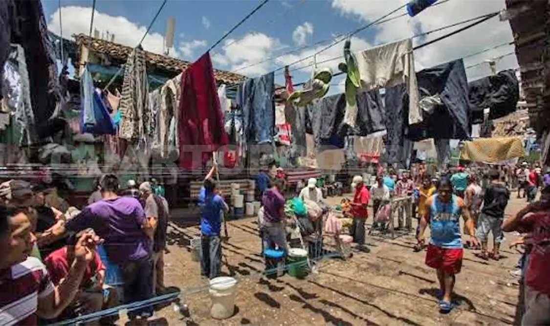 Se debatió la importancia de coordinar mecanismos para garantizar desarrollos urbanos normados y seguros. CP