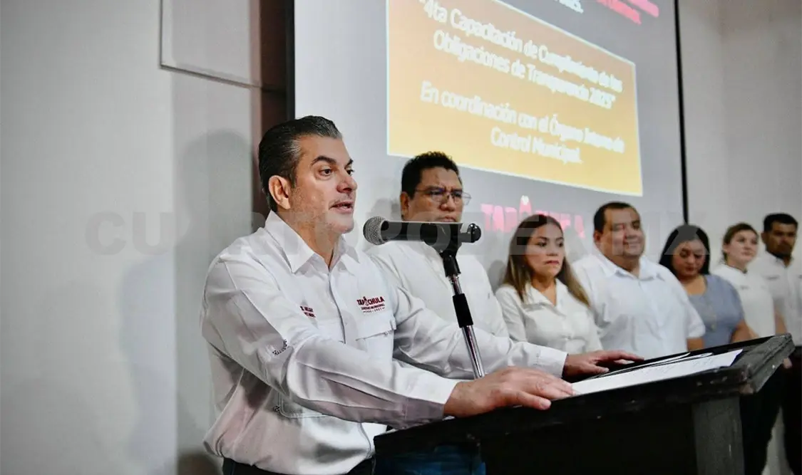 Alcalde Yamil Melgar refrendó el compromiso del Ayuntamiento con la rendición de cuentas. Cortesía