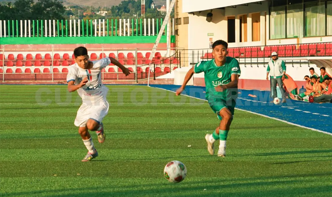 Huracanes de Arriaga no pudo ganar en la primera vuelta como visitante. Cortesía