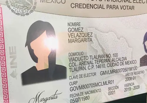 Firma de Kahwagi recibirá contrato de credenciales