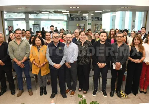 En marcha Estrategia de Microcredencialización En marcha Estrategia de Microcredencialización