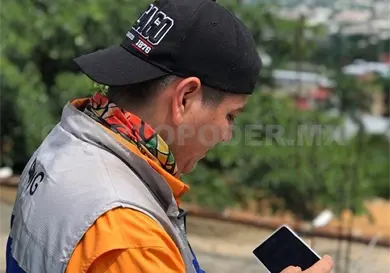 Crea geoportal con IA especialista en geomática Crea geoportal con IA especialista en geomática