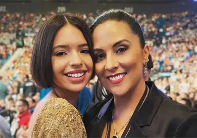 Mamá de Ángela defiende a su hija Mamá de Ángela defiende a su hija