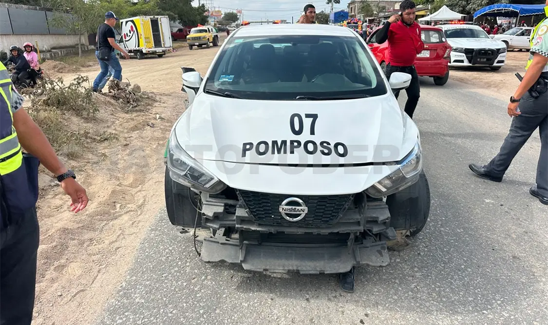 El transporte público ingresaba a la cabecera municipal al momento del percance. Osman Toledo / CP