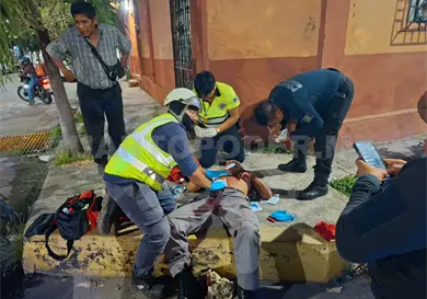 Atacan a hombre a machetazos Atacan a hombre a machetazos
