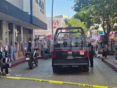 Fallece sobre la acera; le dio un paro card&iacute;aco