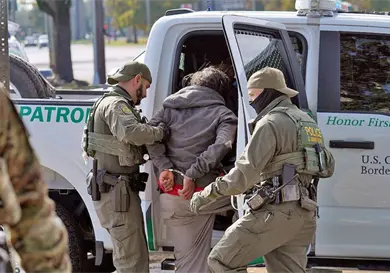 Piden a inmigrantes que se "vayan a casa"