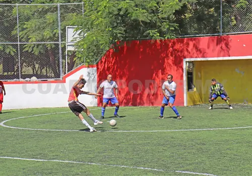 Brasil y Peña FC meten presión al líder Brasil y Peña FC meten presión al líder