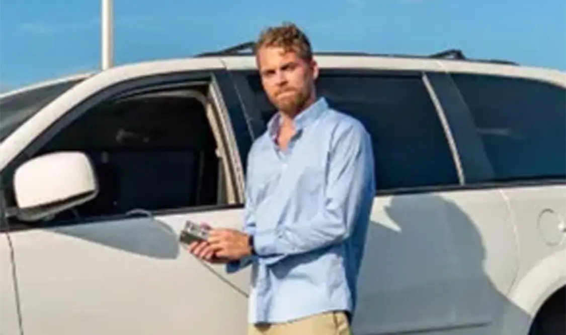 Investigan a “youtuber” por maltrato