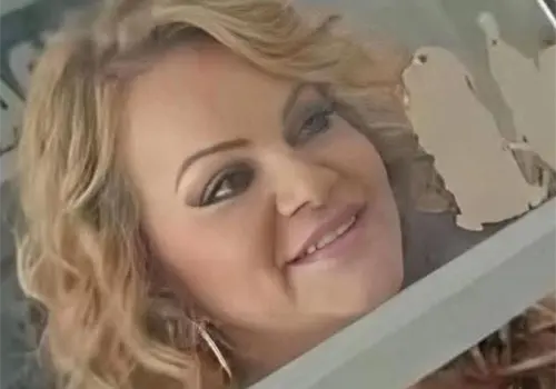 Captan a mujer idéntica a Jenni Captan a mujer idéntica a Jenni