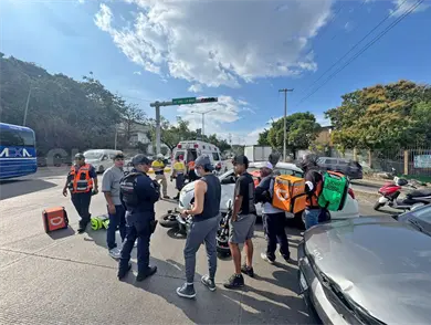 Semaforazo salda con probable fracturado Semaforazo salda con probable fracturado