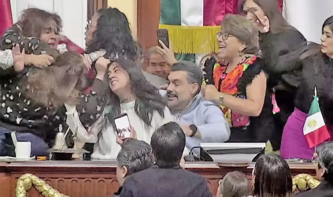 Diputados de Morena y el PAN protagonizaron un zafarrancho. Cortesía