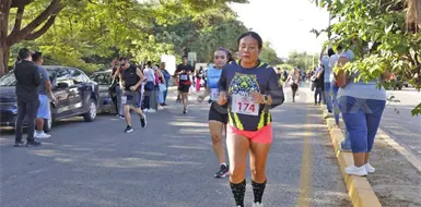 Javier Alonso gana la Carrera de la Feria Chiapas Javier Alonso gana la Carrera de la Feria Chiapas