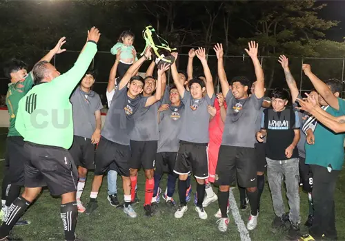 Chamacos Cayuco es el campeón supremo Chamacos Cayuco es el campeón supremo