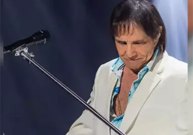 Roberto Carlos sufre accidente Roberto Carlos sufre accidente