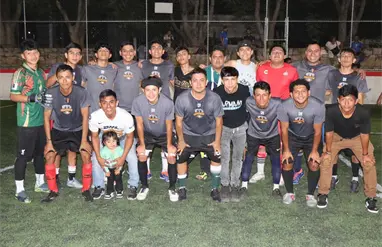 Chamacos Cayuco, campe&oacute;n del Torneo Supremo