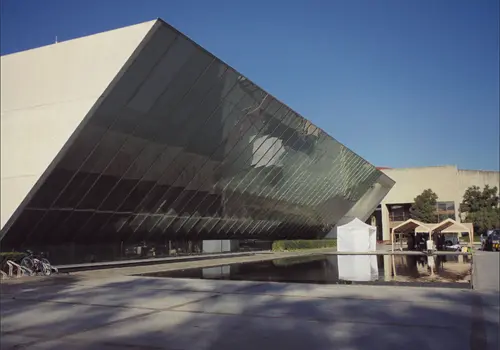 Espacios cierran por vacaciones