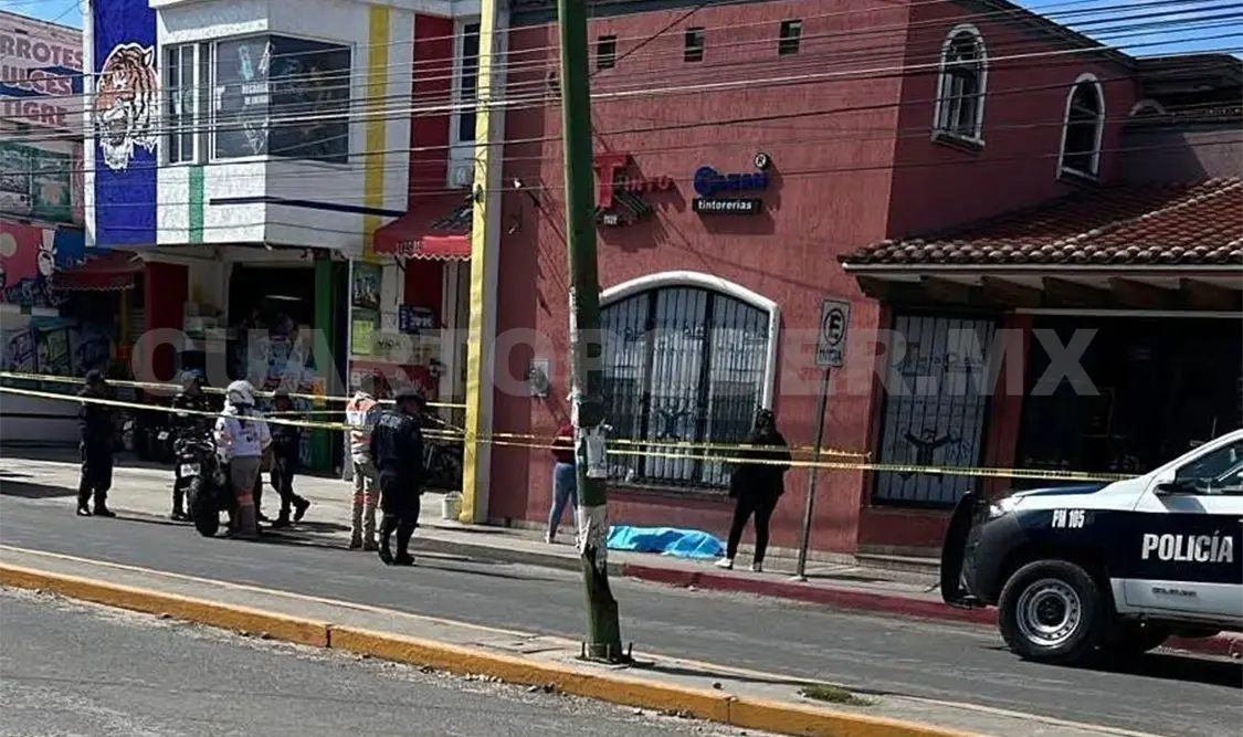 Por las bajas temperaturas falleció en la vía pública el sujeto desconocido. Manuel Martínez / CP