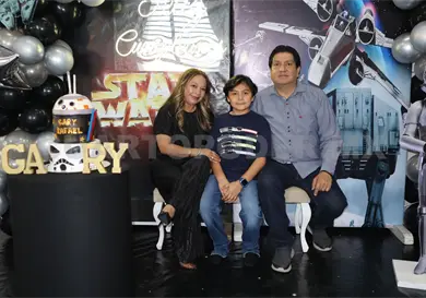 Gary y su fiesta de otra galaxia