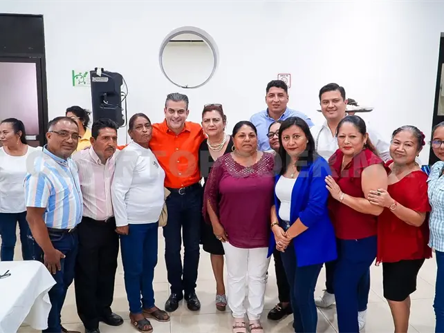 Se re&uacute;ne Melgar con delegados y agentes municipales