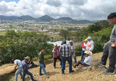 Atienden a posibles afectados por libramiento