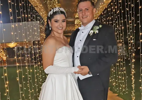 Mar&iacute;a Fernanda y Jos&eacute; AdaAlberto se dieron el s&iacute;