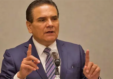 Niega jueza amparo a exdelegada de Aureoles