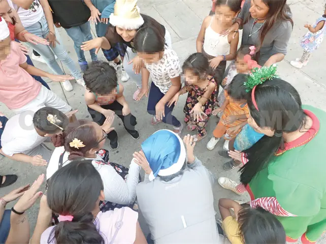 Recorren la capital y regalan sonrisas