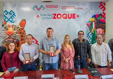 Reconocen a docentes por trabajo de investigaci&oacute;n